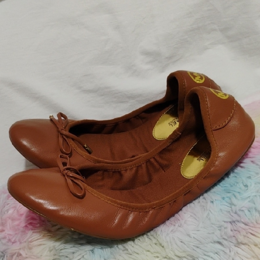 Michael Kors Women's Brown Leather Ballet Flats Sz.8.5 Worn 2x - Picture 2 of 11